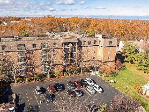 4th image of 700 Brick Mill Run APT 105