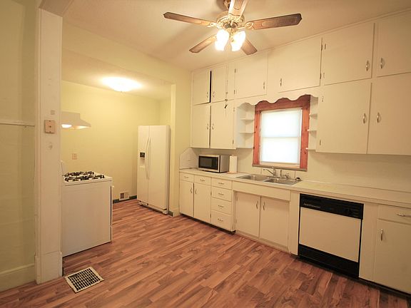 5th image of 1603 6th St
