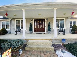 24 Blairs Hill Rd, Agawam, MA 01001