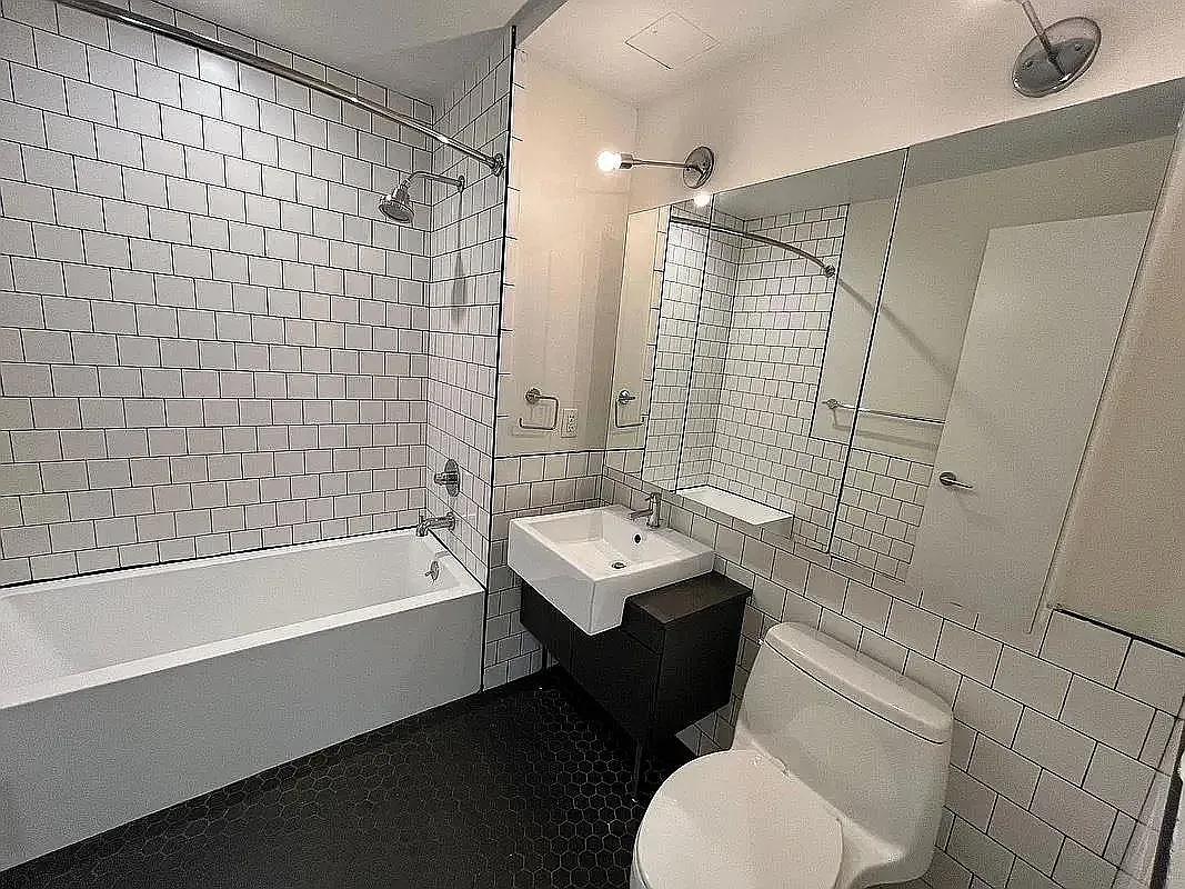 504 Myrtle Avenue — Photo 4