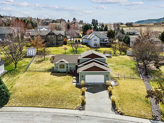 3rd image of 5047 Geraldine Ct