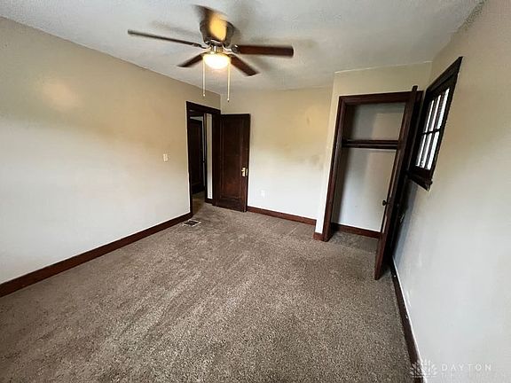 2nd image of 428 W Parkwood Dr