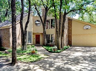 5003 Racquet Club Dr, Arlington, TX 76017