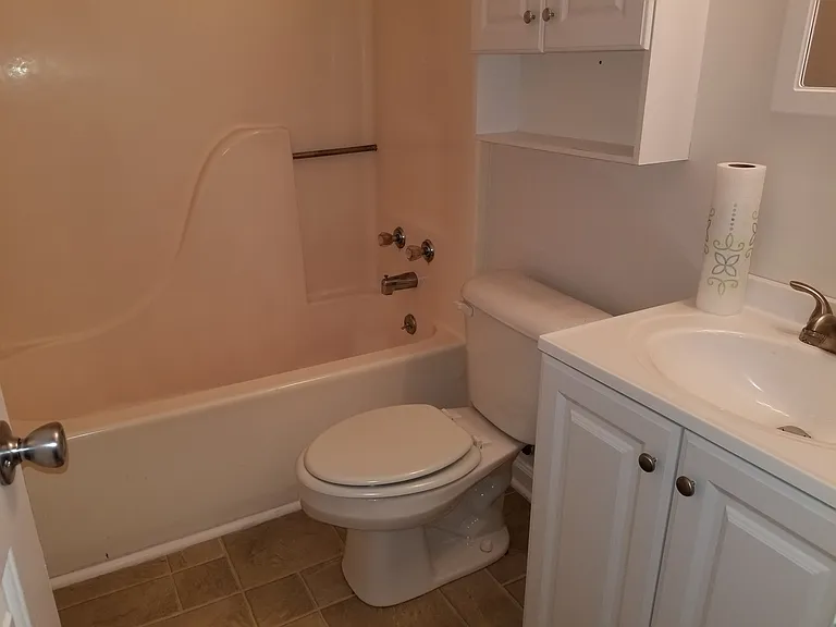 1125 Old Denbigh Blvd — Photo 15