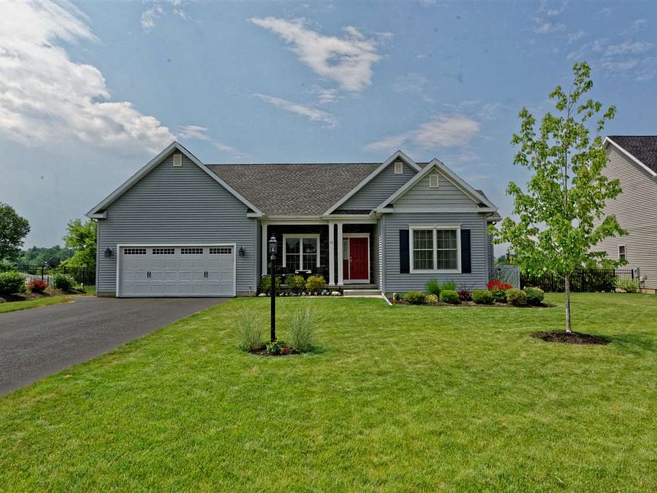 1st image of 11 Amanda Ln
