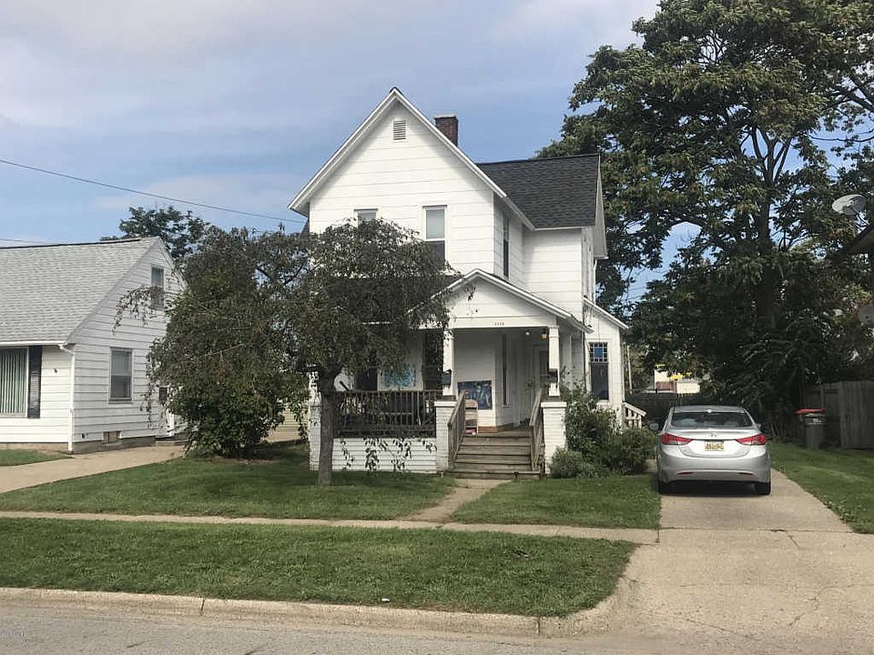 1st image of 1119 Albers St SW