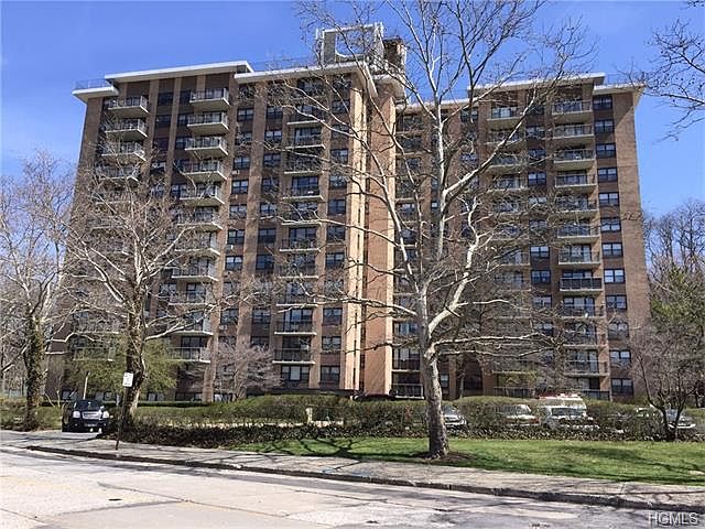 155 Ferris Ave APT 8A, White Plains, NY 10603 | Zillow