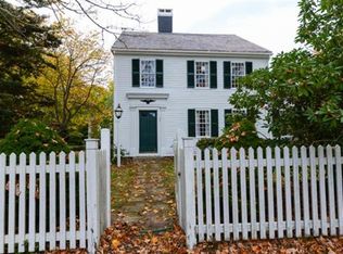 130 Old Main Rd, North Falmouth, MA 02556