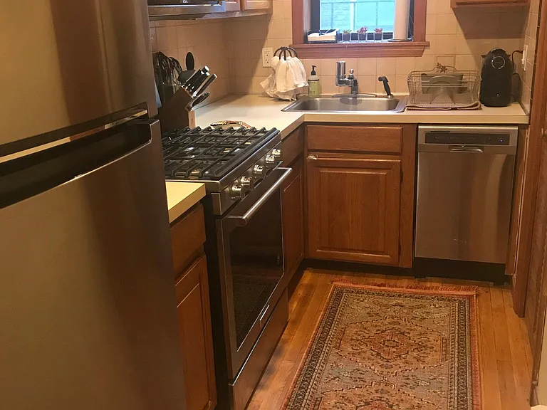 69 N Margin St #NO BROKER FEE — Photo 12