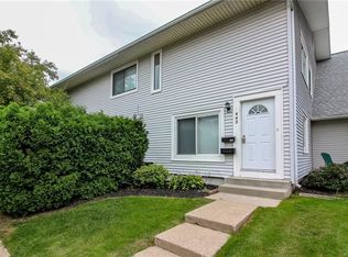 442 Eastbrooke Ln, Rochester, NY 14618