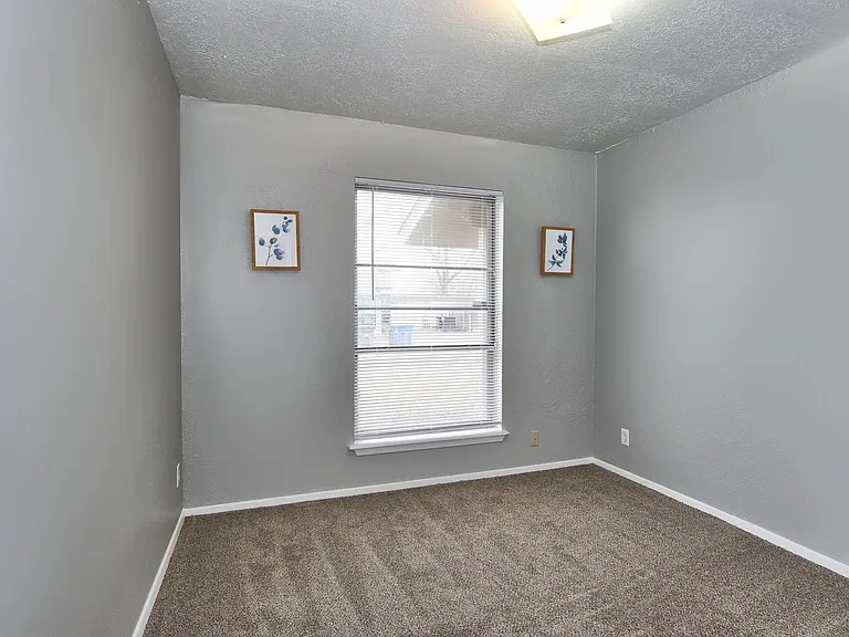 1801 S 132nd East Pl — Photo 5
