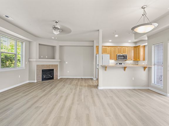 3rd image of 10855 SW Huntington Ave