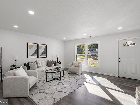 3rd image of 4651 Pinto Ct