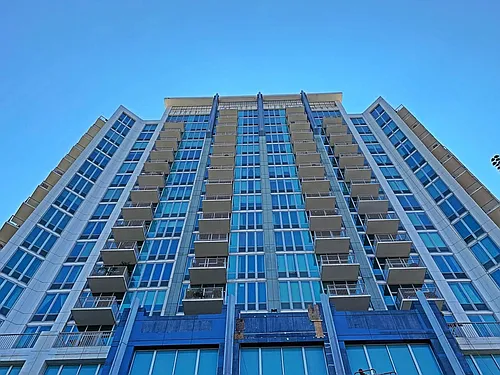 1600 S Indiana Ave Photo 1