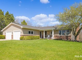 3643 Fillmore St, Jenison, MI 49428