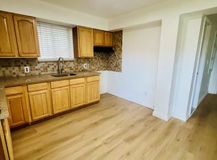 (Undisclosed Address), Yonkers, NY 10704