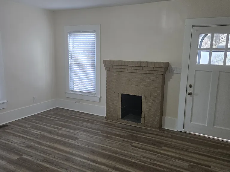 605 Valdese Ave #100 — Photo 5