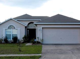 1917 Thorngate Ln, Mascotte, FL 34753