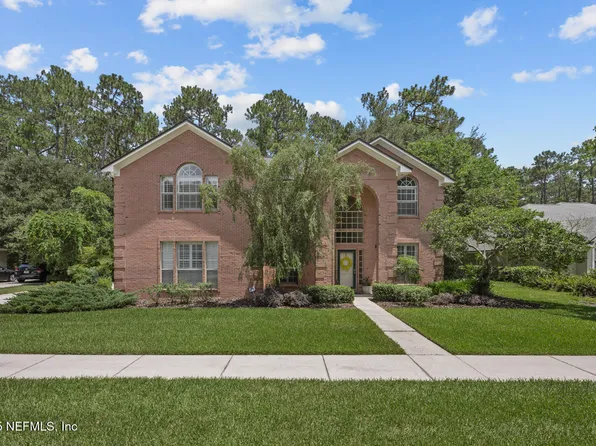 8641 AUTUMN GREEN Drive, Jacksonville, FL 32256