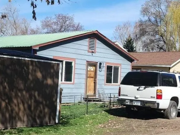 703 11th Ave E, Polson, MT 59860