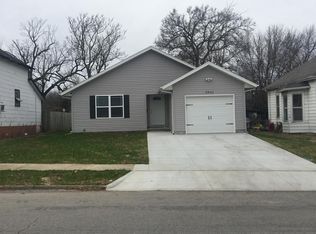 2041 N Lyon Ave, Springfield, MO 65803