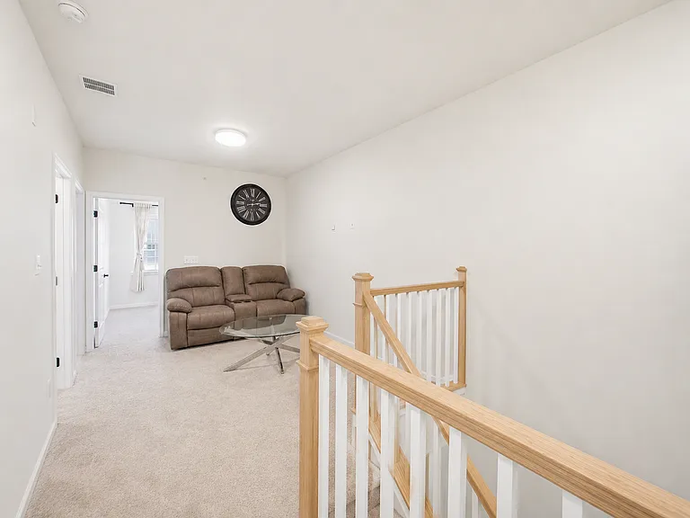 44 Leahy Dr — Photo 24