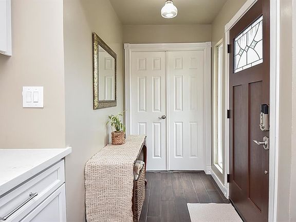 3rd image of 11662 Lakeside Park Dr #311
