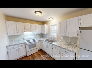 500 Harlow St APT 1, Marquette, MI 49855