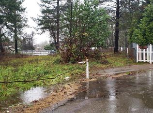 344 Wells Dr, Cave Junction, OR 97523