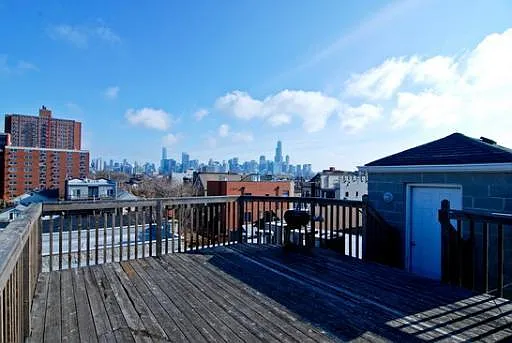 1535 W Pearson St #2E — Photo 11