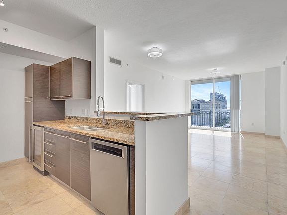 5th image of 550 Okeechobee Boulevard #1619