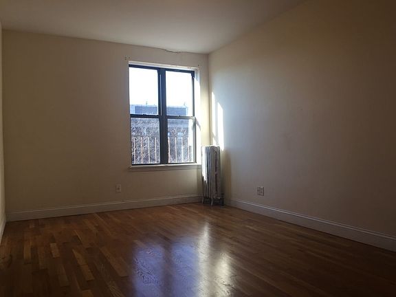 4th image of 699 Ocean Ave APT 6C