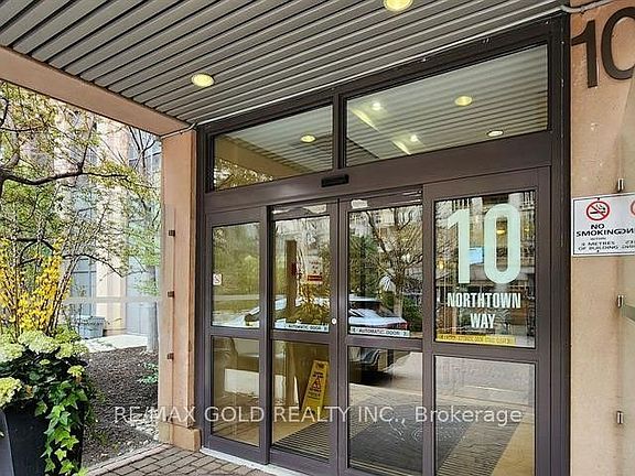 3rd image of 10 Northtown Way #1608