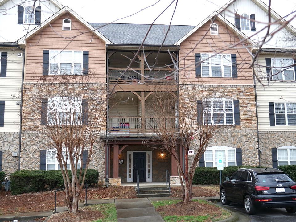 1st image of 4762 Tatton Park Cir Unit 2B