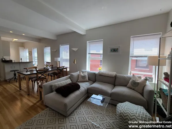 5 Holden Ct APT 4, Boston, MA 02109