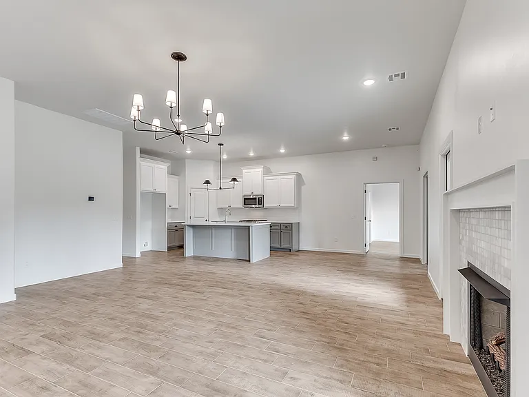 2600 Woods Edge Dr — Photo 29