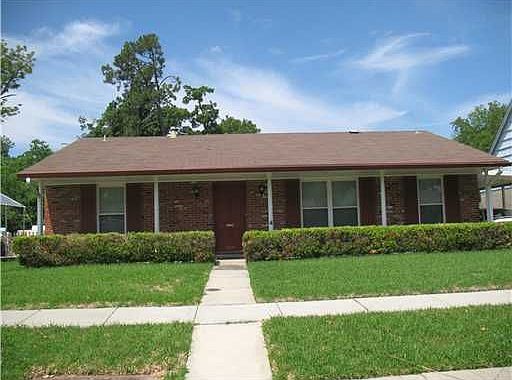 1st image of 3301 River Oaks Dr