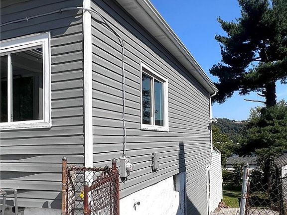 3rd image of 118/120 Logan Ave