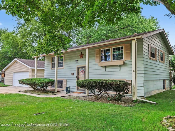 210 Devon Hill Dr, Mason, MI 48854