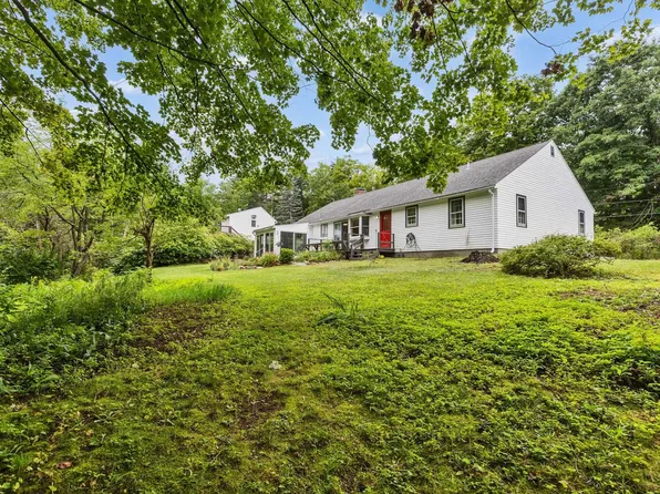 311 Old Street Road, Peterborough, NH 03458