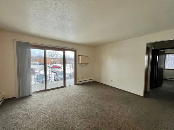 2615, 2615 15th St S APT 11, Fargo, ND 58103