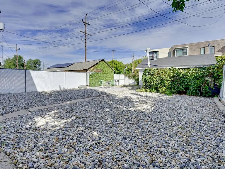 781 E Simpson Ave — Photo 25