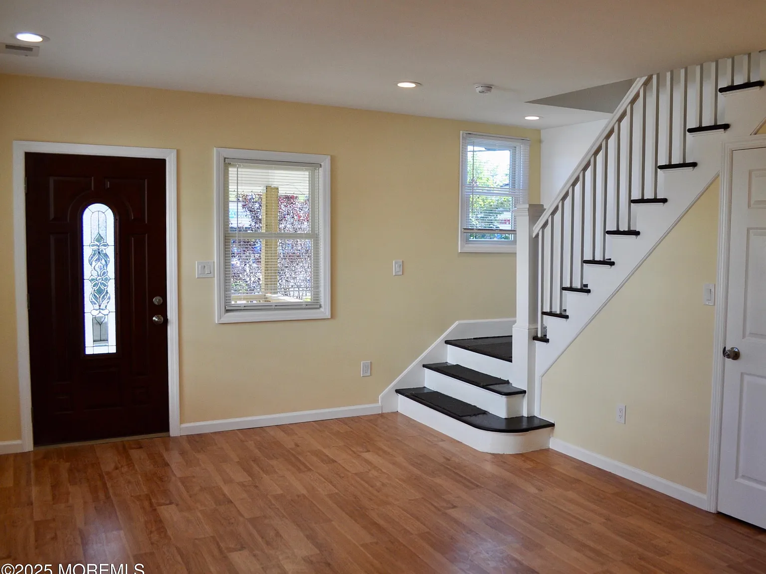 3 bed, 2960 sqft, $3,300 — Photo 4