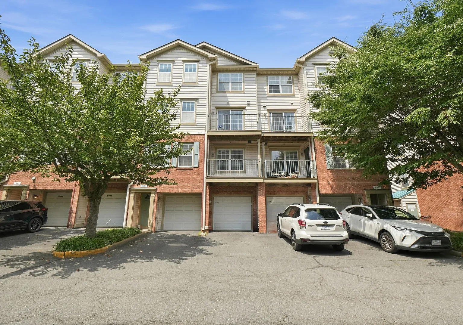 11876 Breton Court Reston, VA 20191 — Photo 1