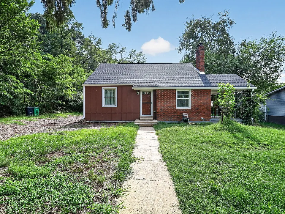 4700 Addison Dr