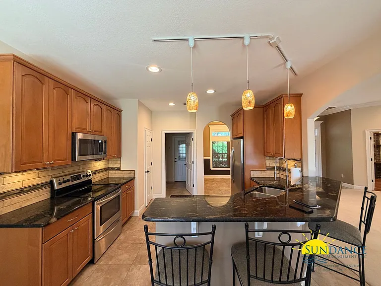 213 Golf Course Dr — Photo 10
