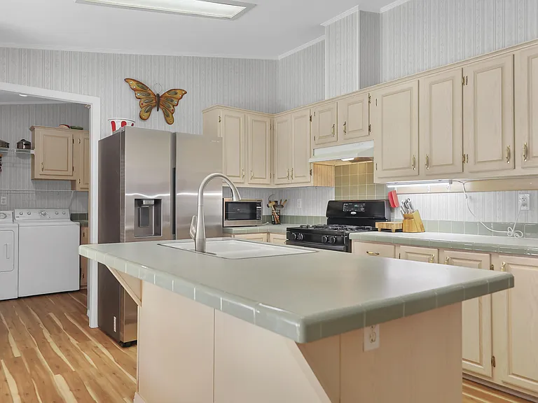 60781 Painted Hills Rd #60781 — Photo 7
