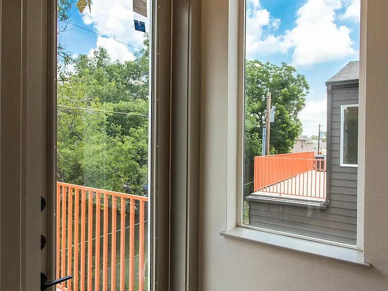 4001 Roseland Ave — Photo 30