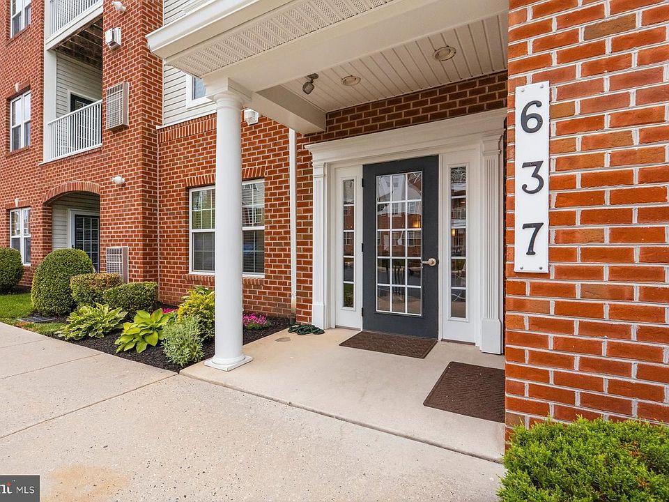1st image of 637 Wallingford Rd Unit 401