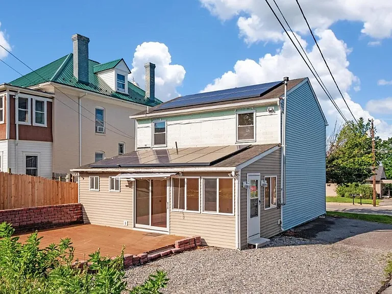 25 N Maple Ave — Photo 20